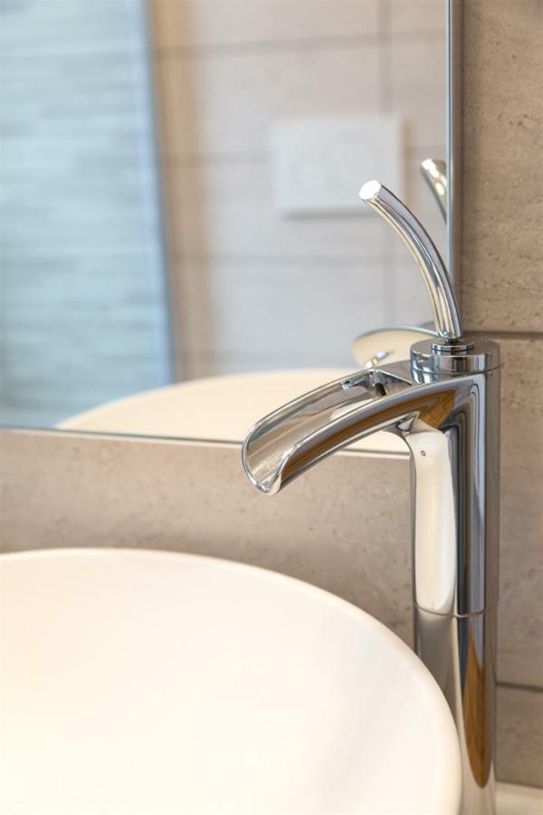 La Tana Del Lupo Stresa Apartment ภายนอก รูปภาพ